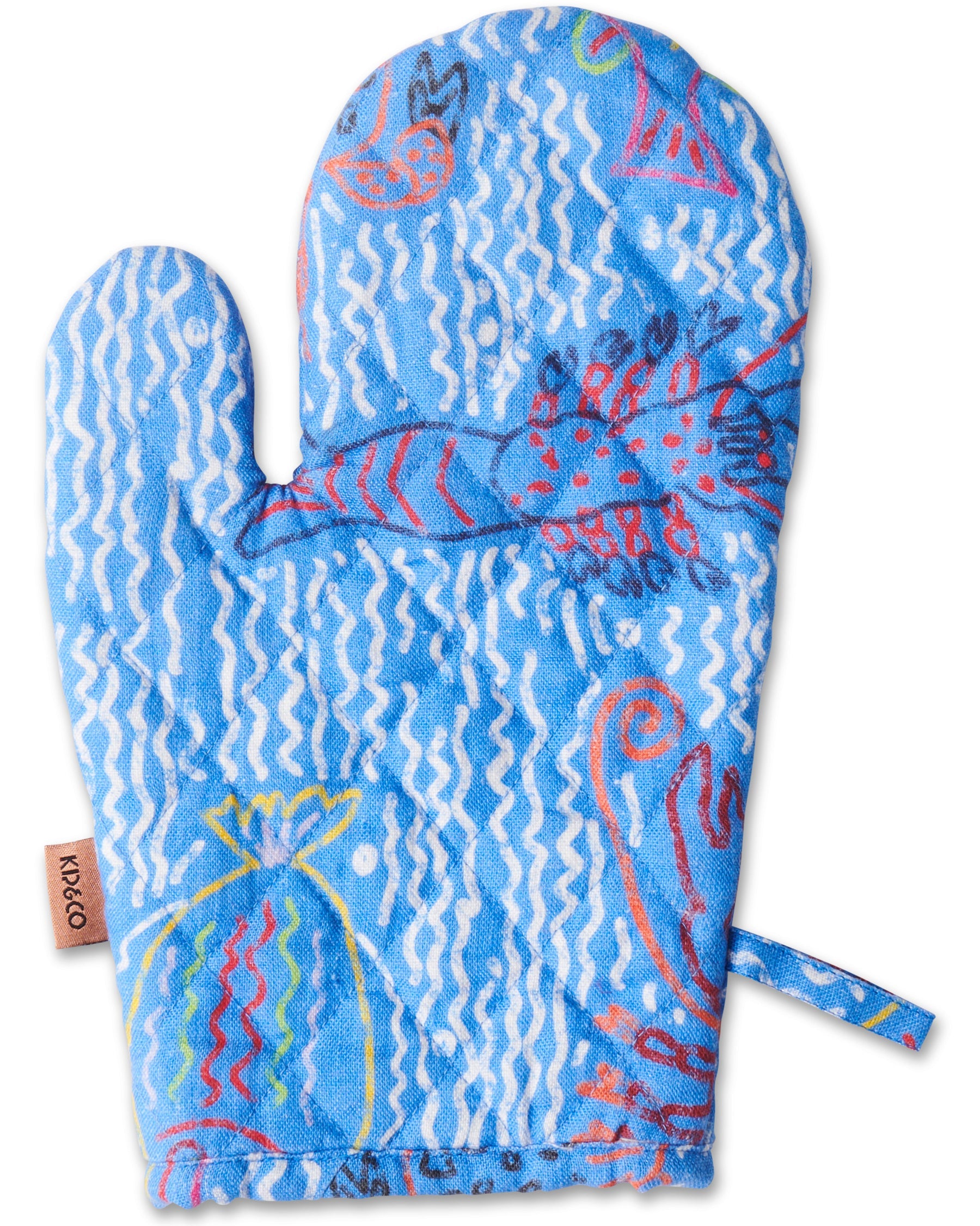 http://kipandco.com/cdn/shop/products/kip-and-co-ss23-the-deep-blue-oven-mitt_e76e148e-197c-4b56-ad17-05a82cc21bbf.jpg?v=1692170654