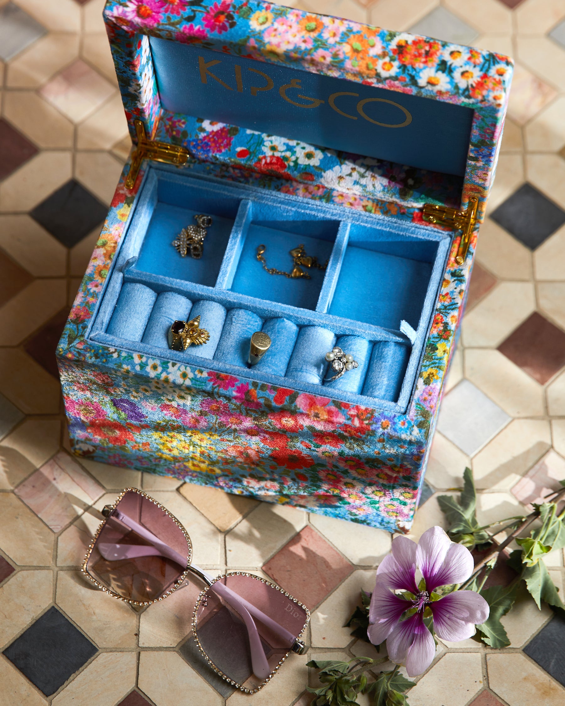 Forever Floral Large Velvet Jewellery Box – Kip&Co USA
